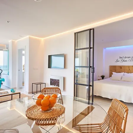 Puro Beach. Charming With Jacuzzi. Apartment