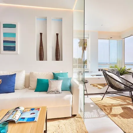 Apartment Puro Beach. Charming With Jacuzzi. *